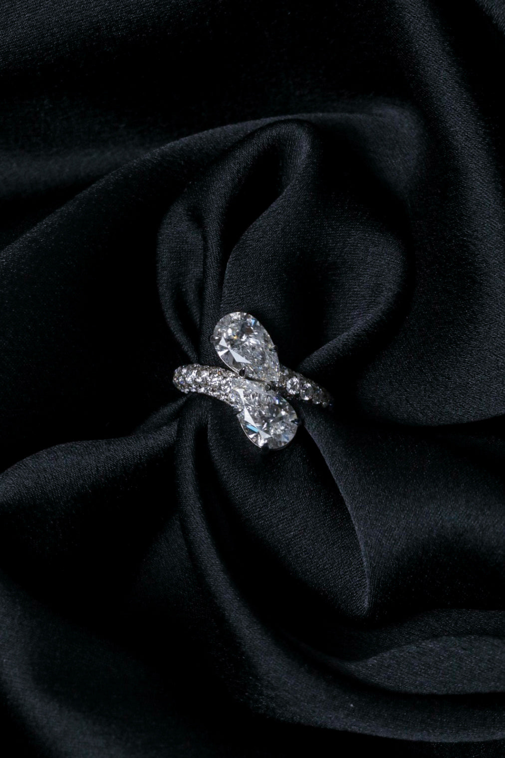 4.5CTW PEAR LAB DIAMOND RING