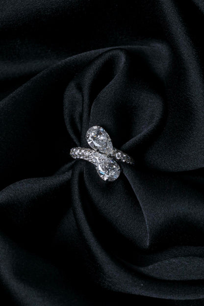 4.5CTW PEAR LAB DIAMOND RING