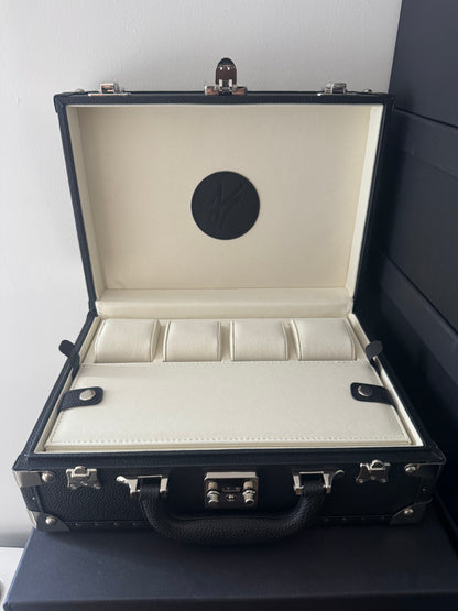Travel trunk